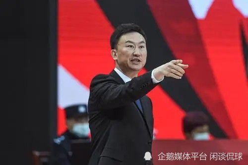 法国大胆裸体三级时装秀