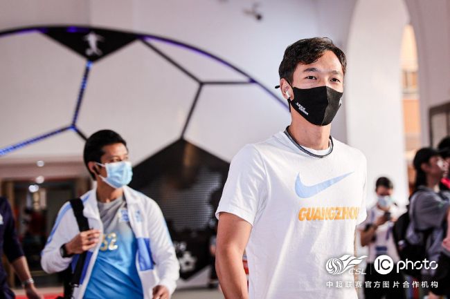 公开的隐秘丑闻