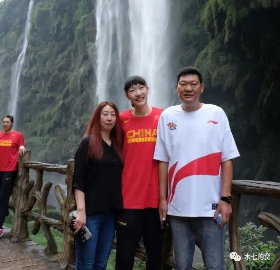 精灵宝可梦小智狂叉露莎米奈