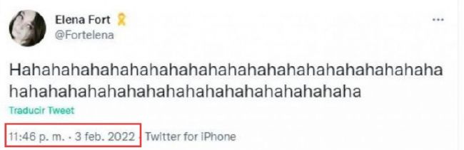 爱人性感的身高和雅致的胸部