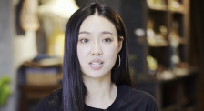 美女露出尿口让男人捅